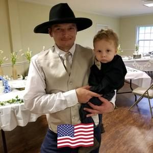 Meet your Posher, Robert